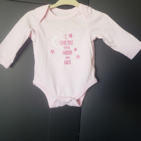 Baby girl stars and moon onsie 3M - Picture 3 of 3